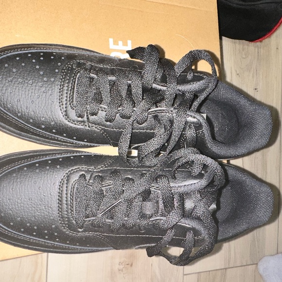 Brand new black Nike Jordan's - Picture 5 of 5